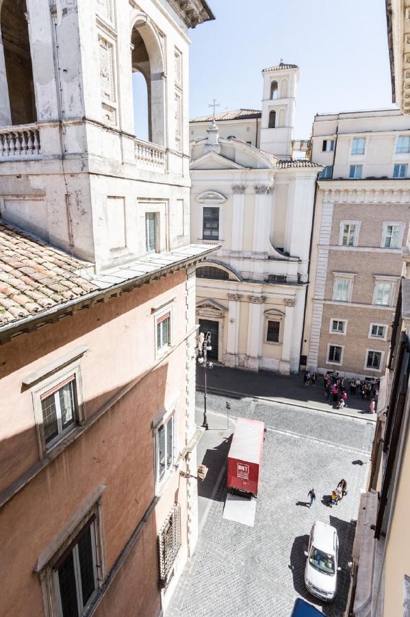 Sunny Apartment Navona Square Rome Exterior photo