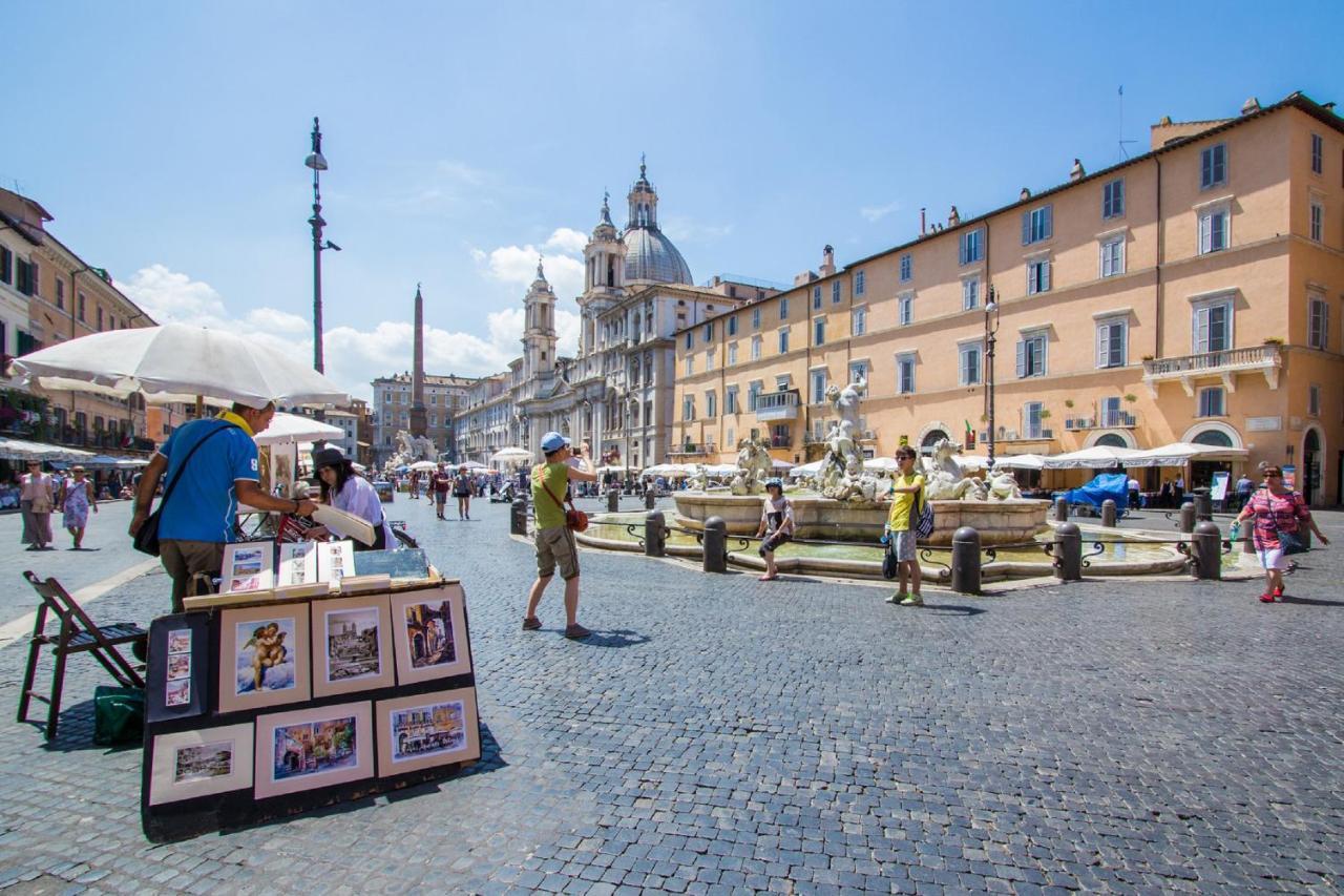 Sunny Apartment Navona Square Rome Exterior photo